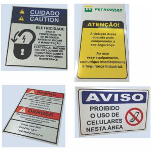 Etiquetas em PVC